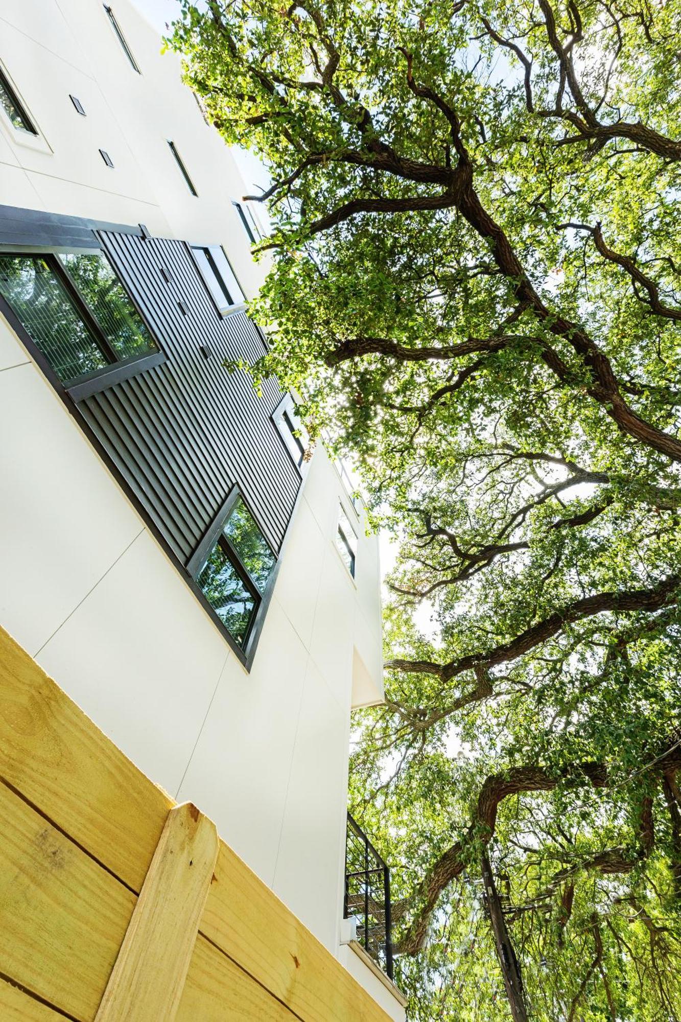 Montrose Guesthouse Suites by Dunyha Houston Extérieur photo