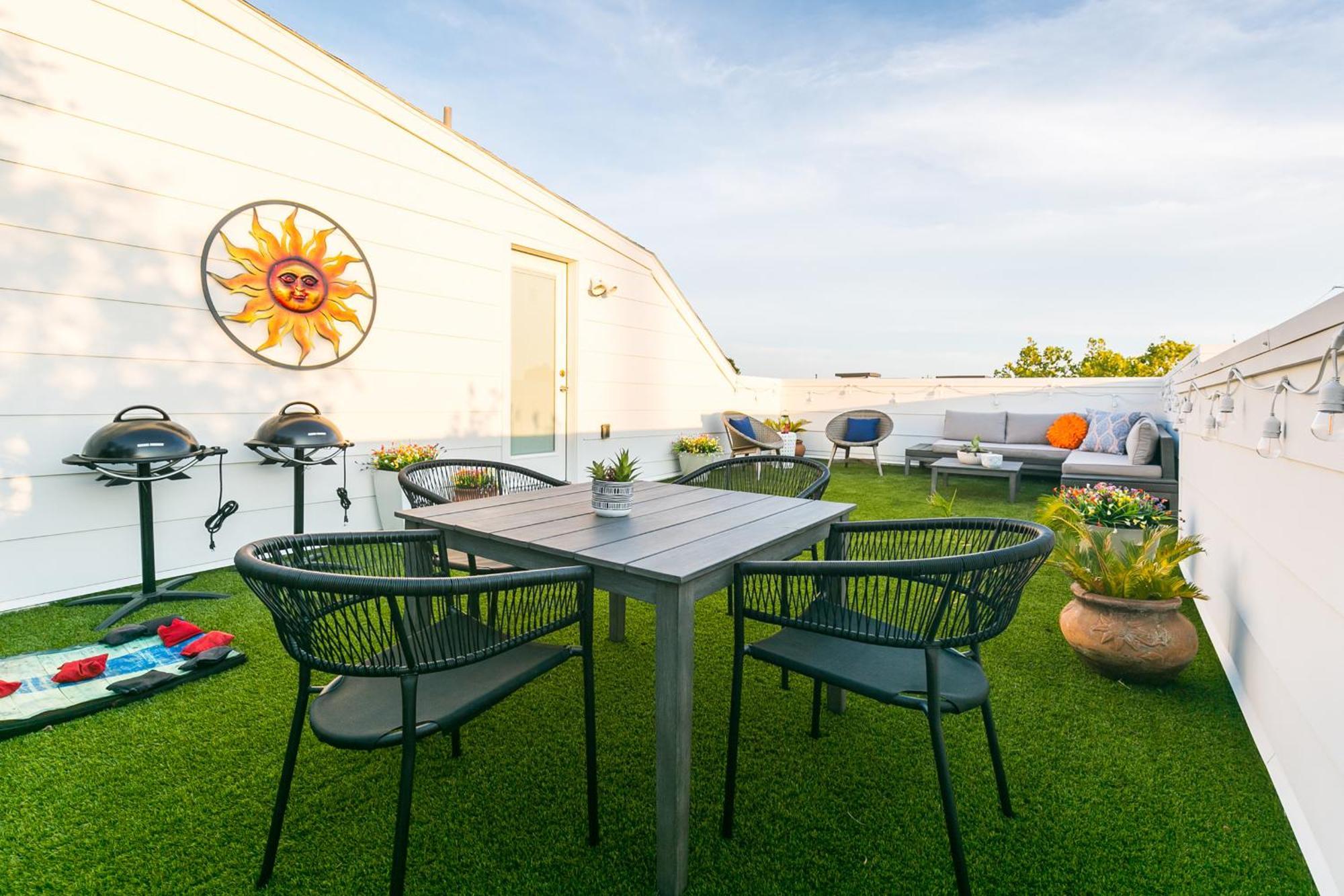 Montrose Guesthouse Suites by Dunyha Houston Extérieur photo